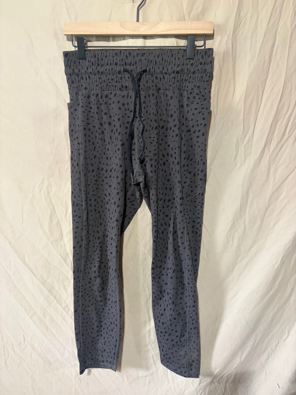 Zyia joggers